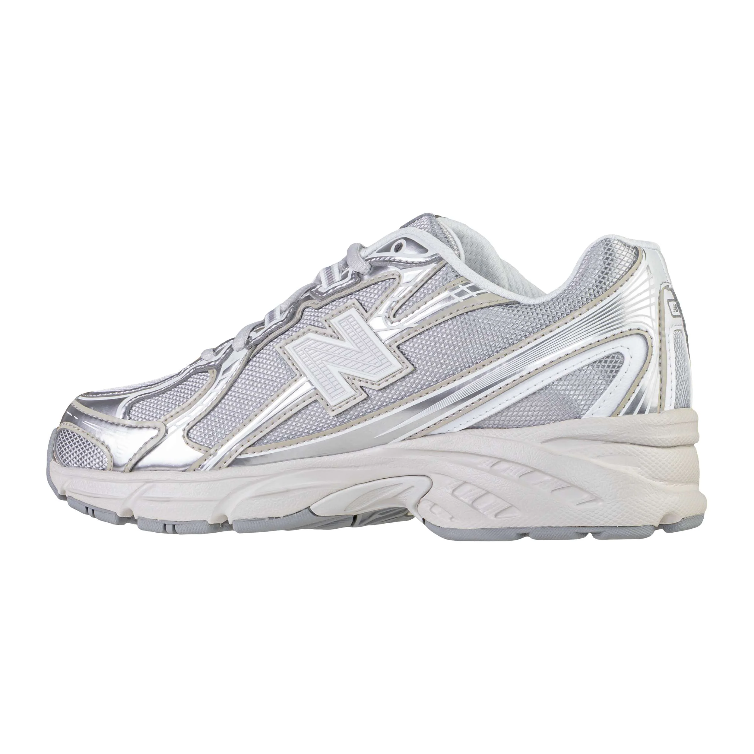 NEW BALANCE U7405I7 METALLIC SILVER - Image 3